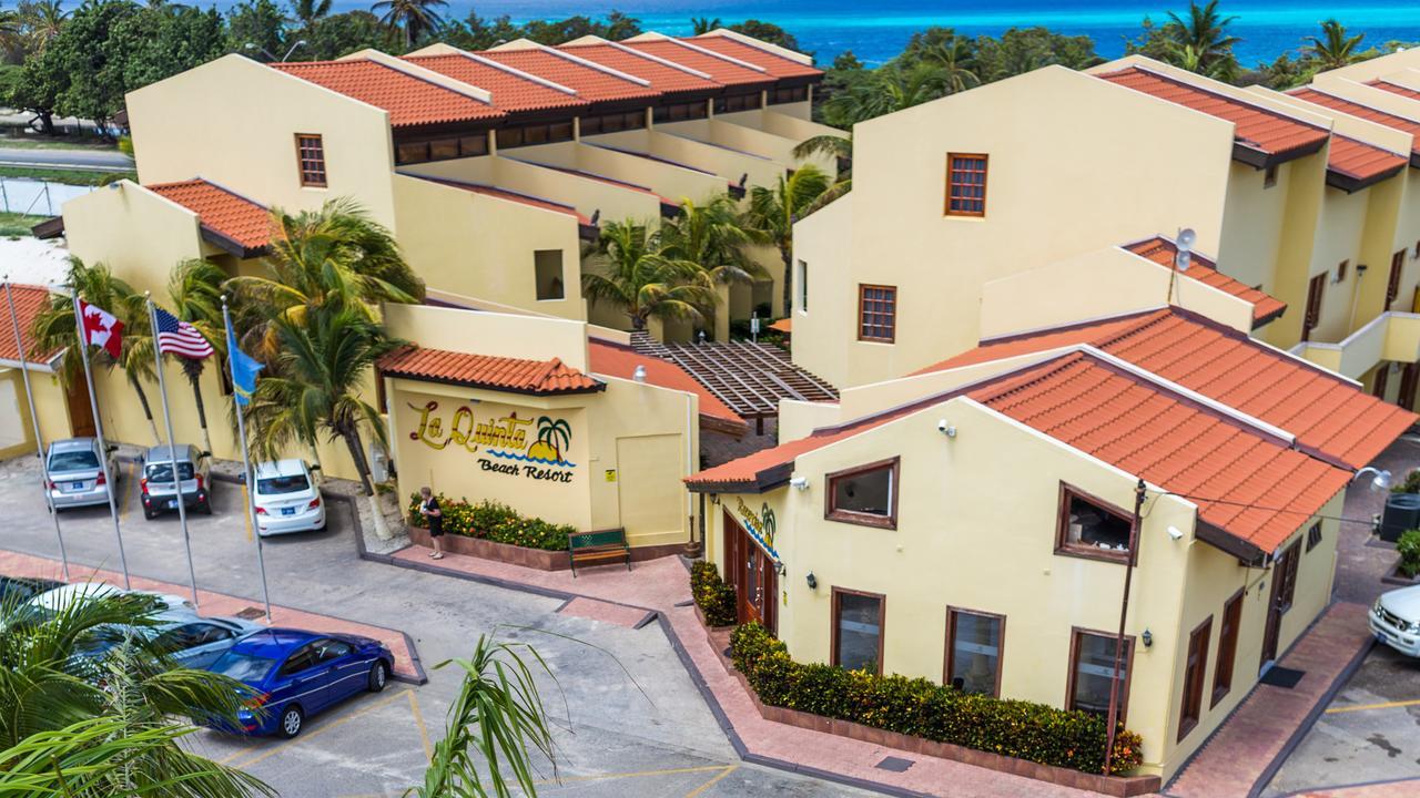 La Quinta Beach Resort Palm Beach Bagian luar foto