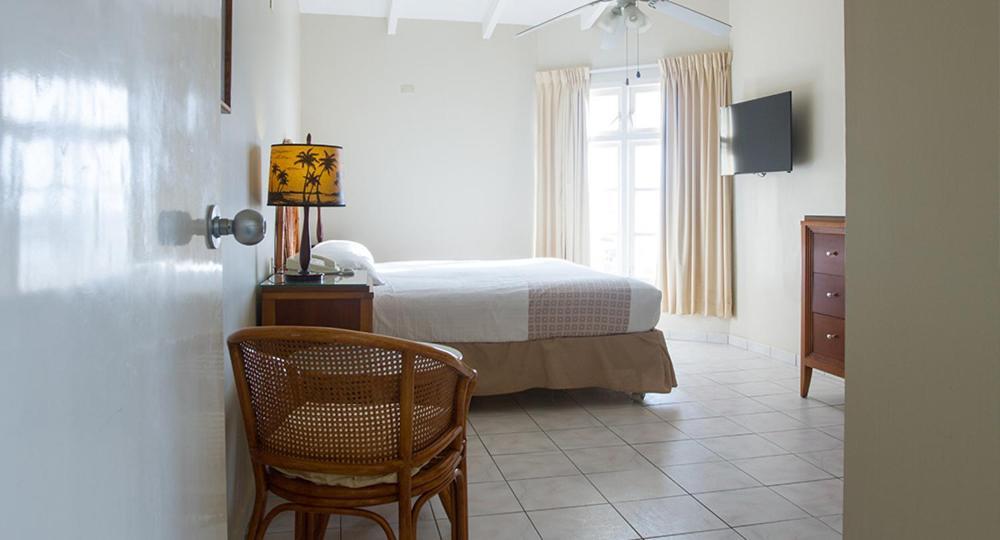 La Quinta Beach Resort Palm Beach Bagian luar foto